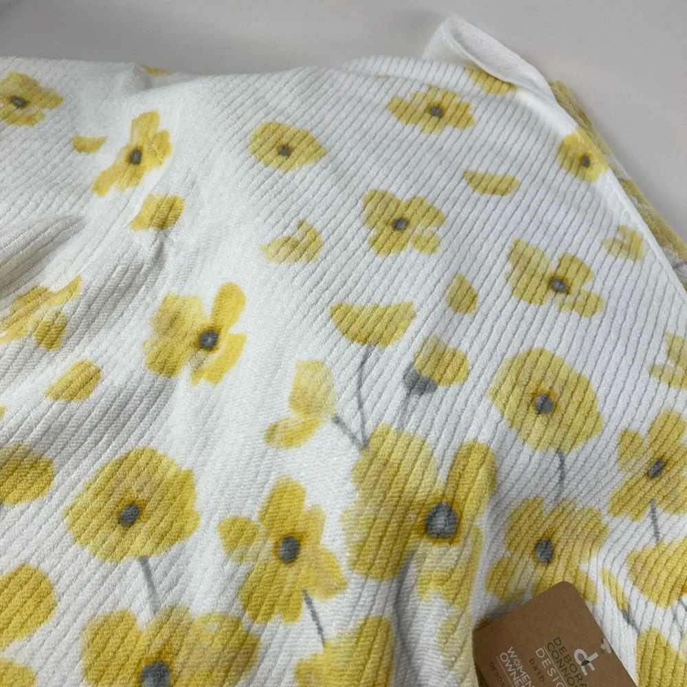 Deborah Connolly Bath Towels Yellow White Floral Soft 100% Cotton Set of 2 NEW